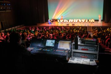 KDDI維新ホール「光と色の音楽会」有難うございました！